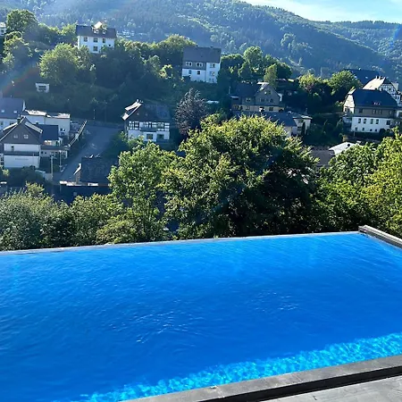 Alte Foersterei - Luxus-fewo Jaegerheim Mit Pool & Sauna شقة فيلنغن