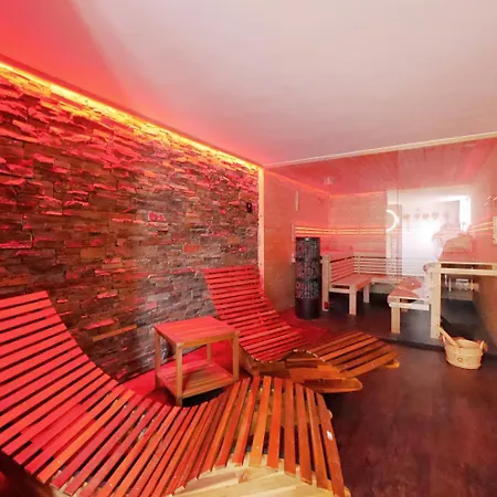 Alte Foersterei - Luxus-fewo Jaegerheim Mit Pool & Sauna شقة *