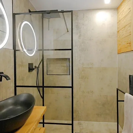 شقة Alte Foersterei - Luxus-fewo Jaegerheim Mit Pool & Sauna *